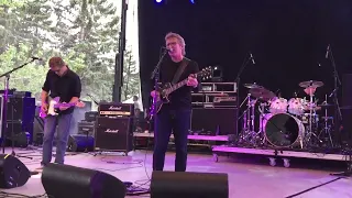 Rik Emmett (Triumph)