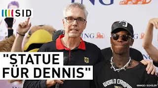 Goldjungs in Frankfurt gefeiert - Weltmeistertrainer Herbert emotional | SID
