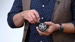 Travelpro® DIY Luggage Repair – How to easily change your spinner wheel.