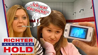 Abkühlung gefällig?😈 Kleines Mädchen IN DER DUSCHE GEFESSELT!🚿😮 |2/2| Richter Alexander Hold | Sat.1