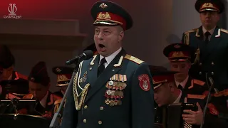 «Комиссары», солист — Александр Вершинин