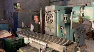 Universal Milling Machine - SAIMP