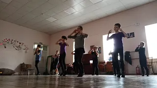 Комбінація рухів гуцульського танцю   для дітей 7 10 років