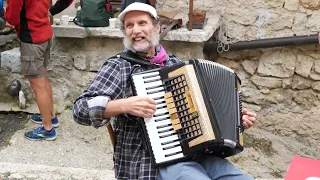 Un'allegra fisarmonica a Potrich di Terragnolo