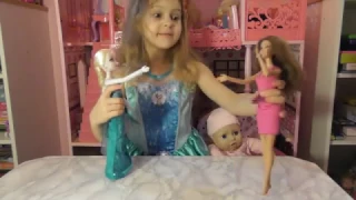 Disney Frozen Elsa Кристина Эльза распаковывает куклу Эльзу
