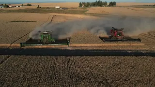 John Deere X9 1100 w/ HD50R    Vs Case IH 9250