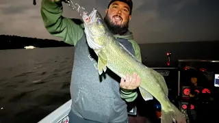 Night Time Shallow Water Walleye Trolling!(2 Limits)(2024)