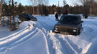 Нива сток против Suzuki Vitara