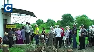 Фонд Рината Ахметова помогает пожилым людям с Донбасса