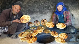 Old lovers living in a cave cooking best tandoori bread in the world | Village life in Afghanistan