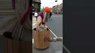 Баба Яга в Питере