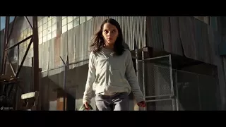 Logan and x-23 fight scene