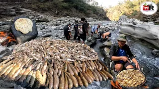 Fishing 🐟 in Mountain River Traditional Duwali Fishing Baghi Buduna Ganela Kabre Cooking & Eating