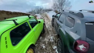Dacia Duster 4x4 vs Lada Niva 4x4 Snow Off Road