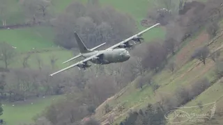 Lockheed Martin C130J Hercules nice and low Mach Loop