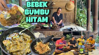 BIKIN BEBEK BUMBU HITAM KHAS MADURA