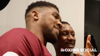 Class! Anthony Joshua Stops To Take Selfies As He Is MOBBED By Fans After Usyk-Joshua 2 Workout