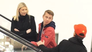 LOVE ESCALATOR PRANK