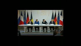 Путин :"У нас в квартире газ, а у вас?"