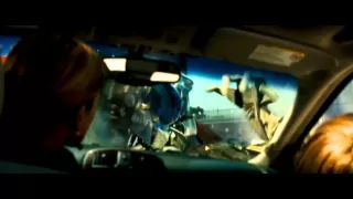 Transformers (2007) - Clip (8/12) - Optimus battles Bonecrusher