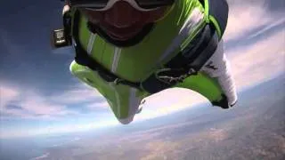 Wingsuit Flying Fun From 18,000 Feet