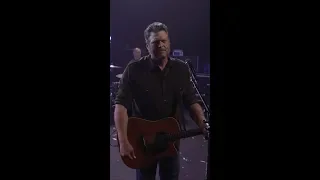 Blake Shelton - God's Country (Vertical Video)