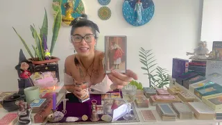 Capricórnio ♑️ Receba este presente do astral🤲🏽🎁… Passado te observa 👀 e irá te tentar, Resista!