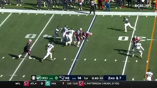 J. J. Taylor staying up to get a few yards - New England Patriots vs New York Jets