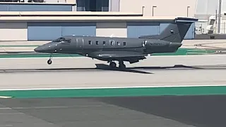 Pilatus PC-24 landing at Santa Monica Airport