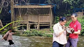 The girl who crossed the river to pick vegetables passed the old place full of nostalgia.