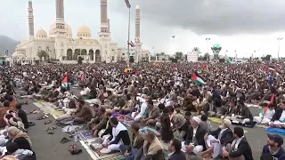 Thousands of Yemenis in Sanaa gather in show of solidarity with Palestinians in Gaza Strip