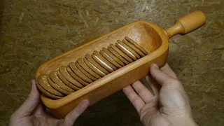 Woodcarving Woodturning ‏A beautiful wooden serving dish Beautiful 🥣🪵