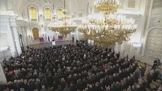 Putin's Crimea 'victory speech' - applause