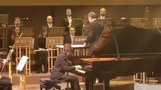 Фридерик Шопен - Концерт 1 для фортепиано с оркестром e moll, 2 и 3 части