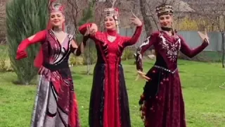 ZARUHI BABAYAN &SOFI DEVOYAN&SOFI DEVOYAN J. pari shalakho