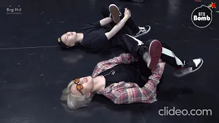 bangtan bomb stretching class bts