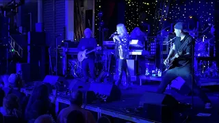 Rock Legends Cruise 2022 - Jefferson Starship performing White Rabbit