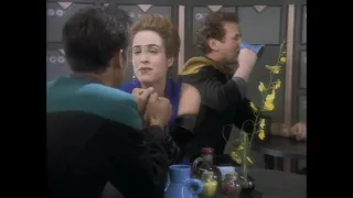 O'brien reacts to Bashir's date (DS9: Q-Less)