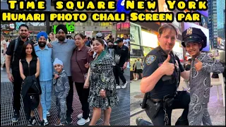 Time Square New York mein MILA SURPRISE Humari Photo Chali Billboard Screen Par 😳😳😳😳