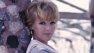 DOWNTOWN--PETULA CLARK (NEW ENHANCED VERSION) 720P