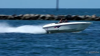 Fountain Powerboat | on the run in Miami