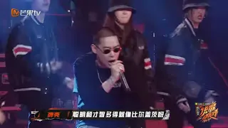 彩蛋：哈人都这么好玩的吗？弹壳舞台设计猛拍脑门铁铁变憨憨《说唱听我的》Rap Star 花絮【芒果TV音乐频道HD】