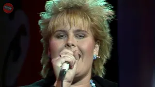 Alison Moyet - Love Resurrection (Live on The Tube) HQ