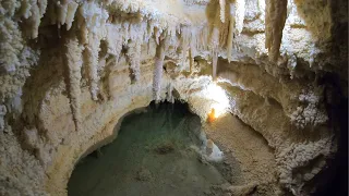 Caverns of Sonora, a Spectacular Cave in Texas