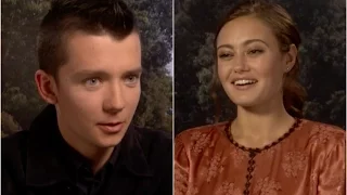 Asa Butterfield and Ella Purnell play "False or Peculiar"