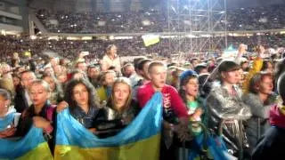 Зрители спели гимн Украины с группой Океан Ельзы