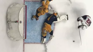 Capitals' Kuznetsov can't lift puck over sprawled out Predators' Rinne