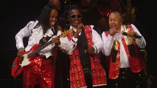 "Fantasy & Boogie & Let's Groove & September" Earth, Wind & Fire@Atlantic City 12/30/22