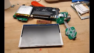 Opening up my Evercade handheld. (teardown, no voice over)