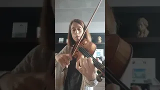 Leçon 17 de violon 🎻: je place mon premier doigt en première position.